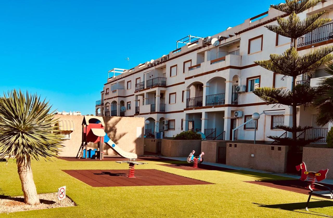 Casa Flania, Seaview, 2-Bedroom, 2-Bathroom Alicante Exterior photo